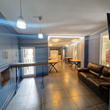 Hostal Rugaca Huesca Buitenkant foto