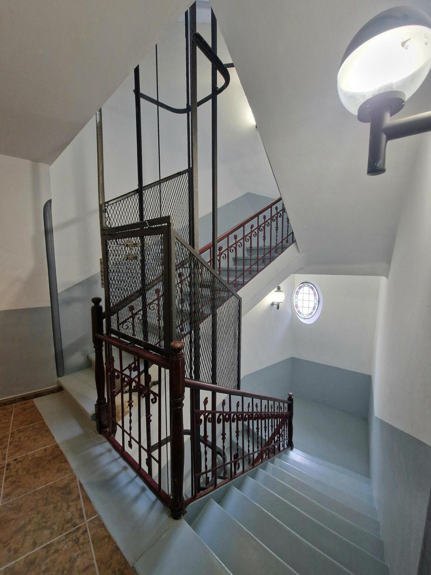 Hostal Rugaca Huesca Buitenkant foto