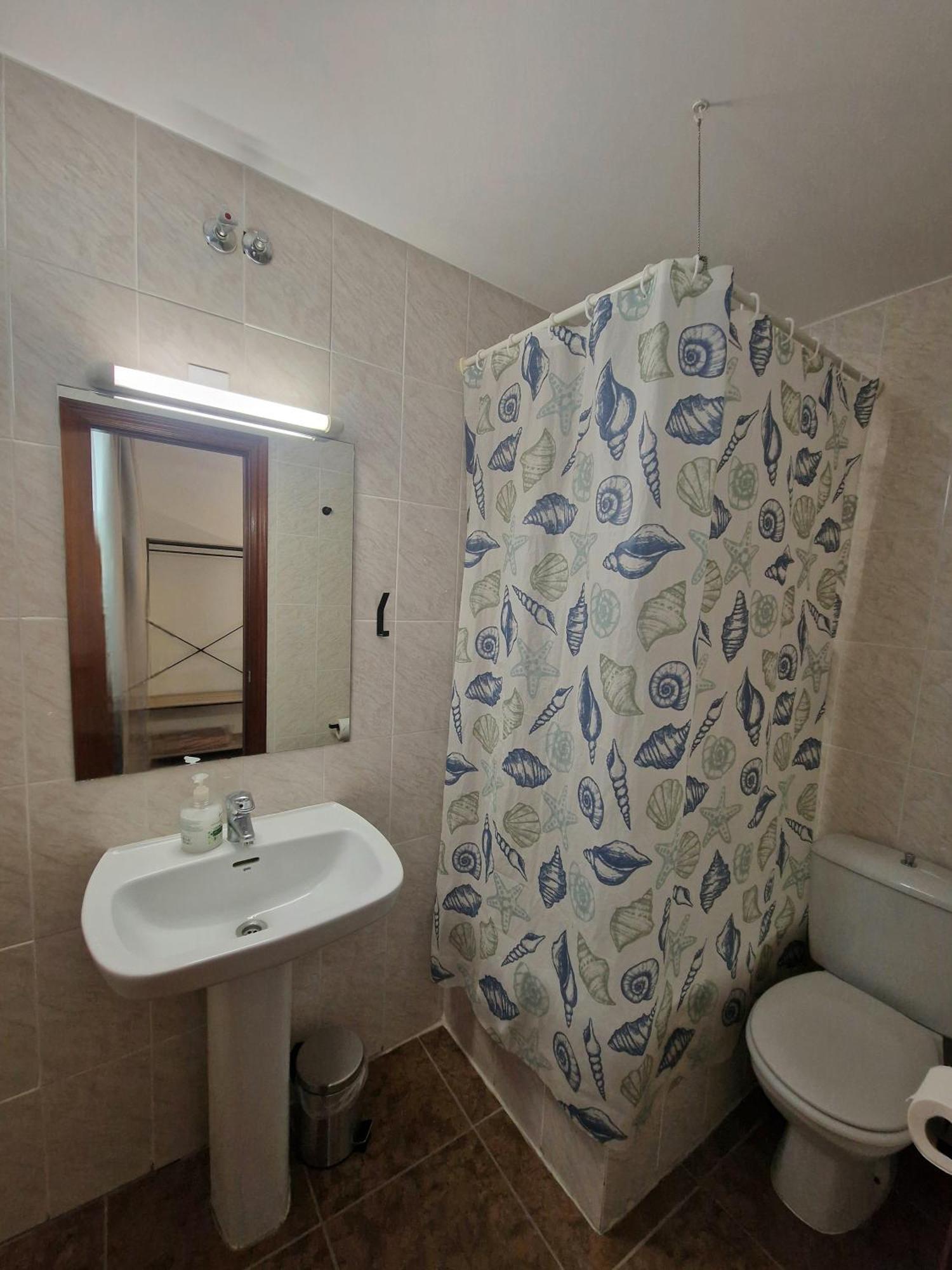 Hostal Rugaca Huesca Buitenkant foto