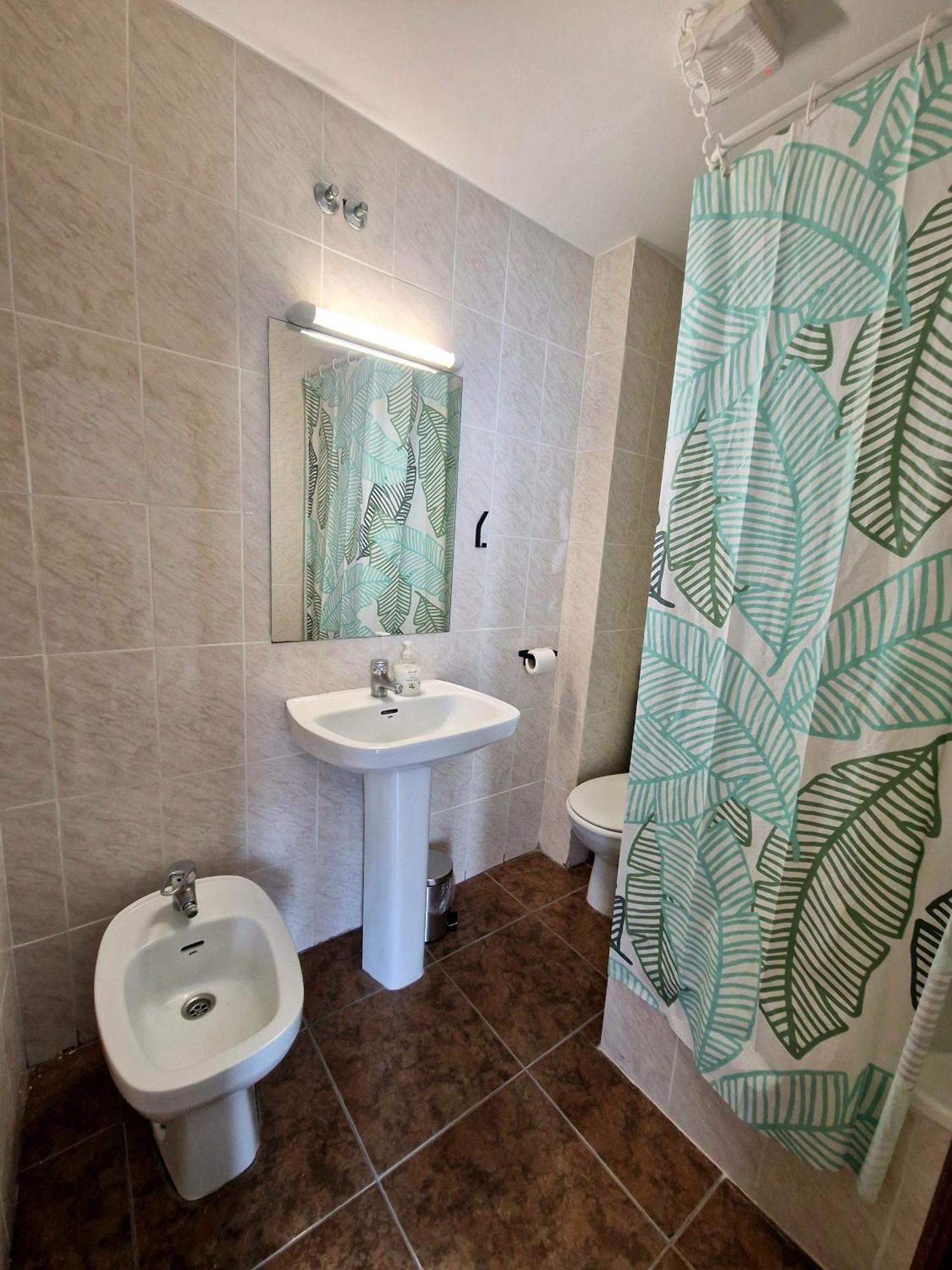 Hostal Rugaca Huesca Buitenkant foto