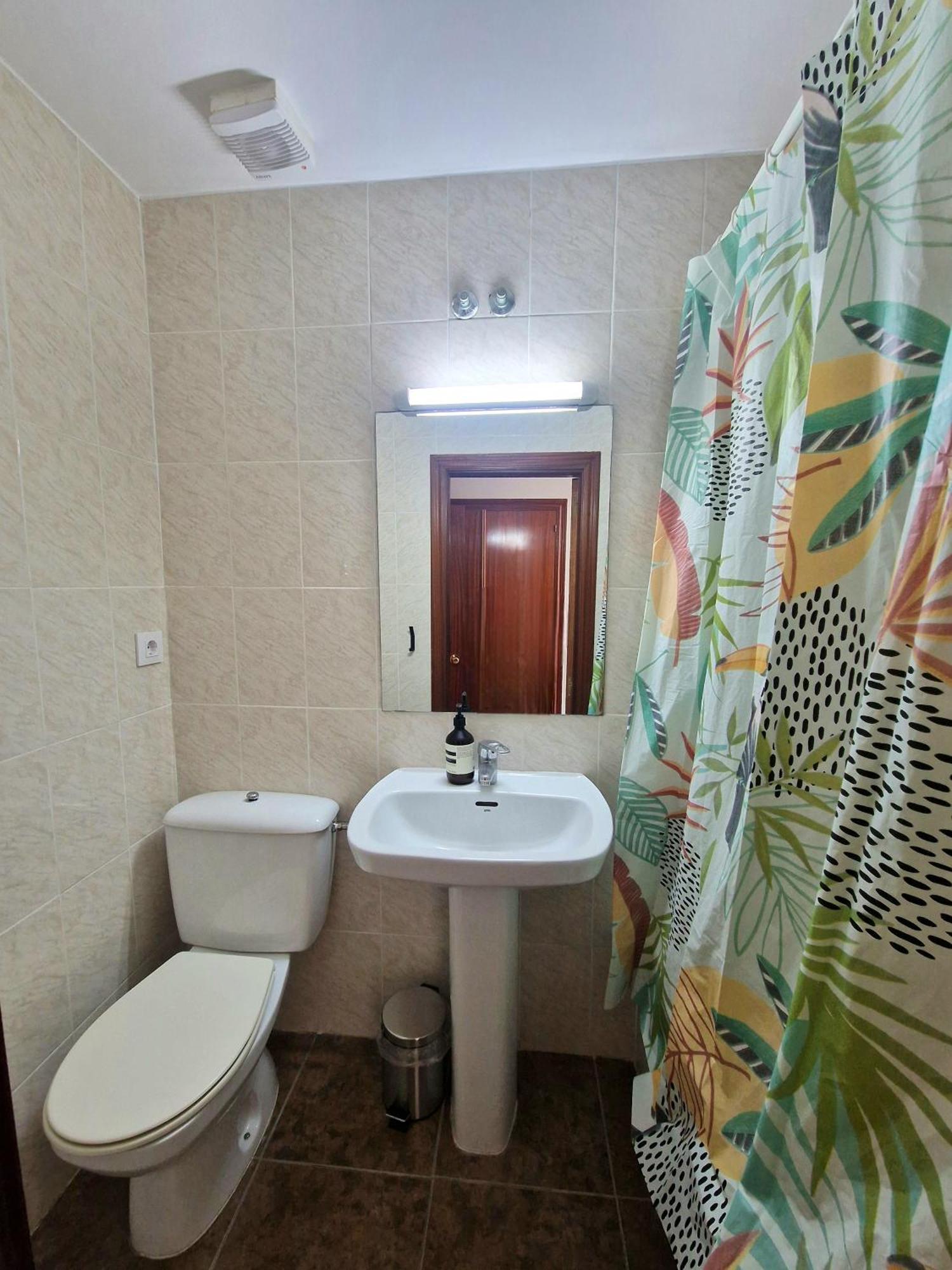 Hostal Rugaca Huesca Buitenkant foto